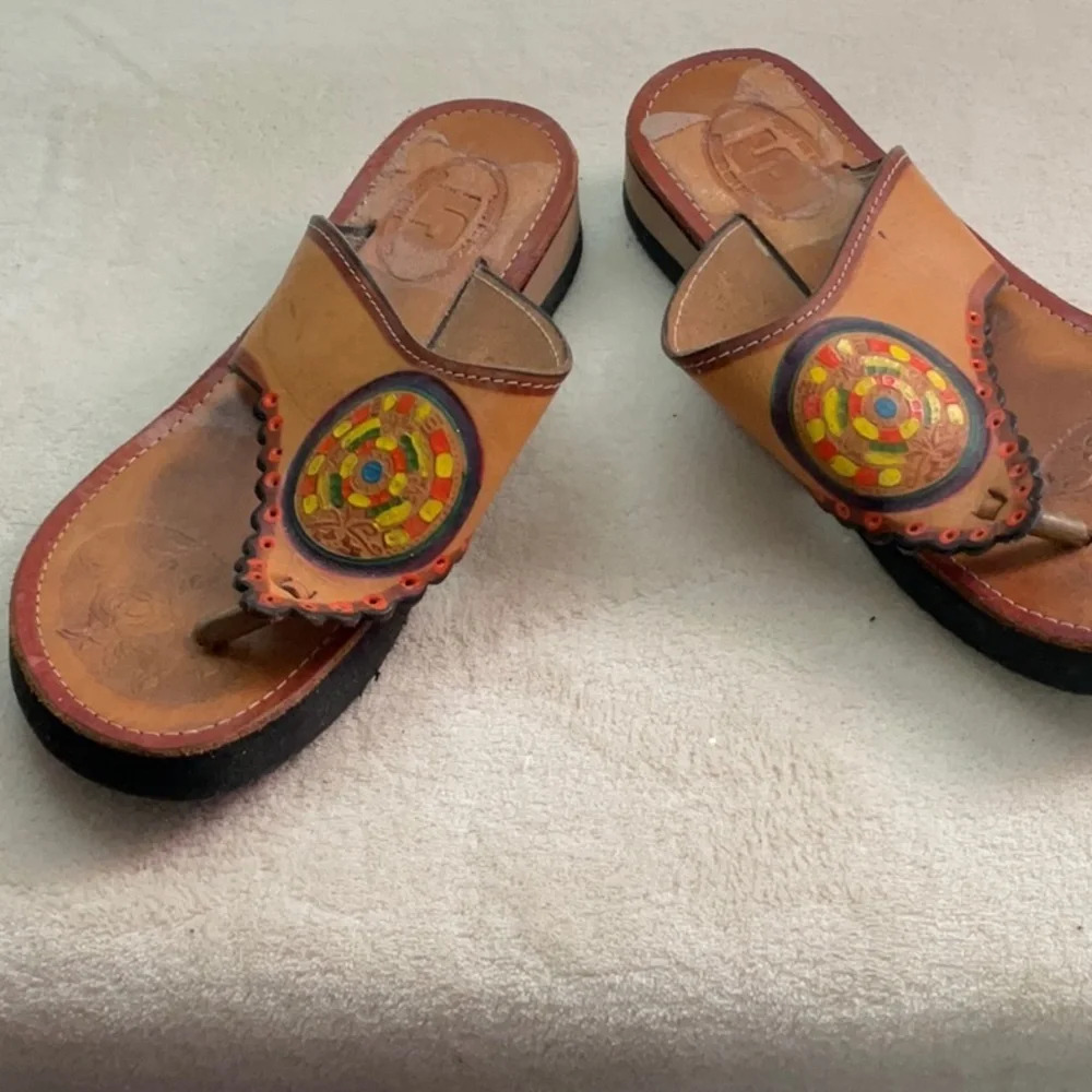 Sandals - Picture 5 of 6